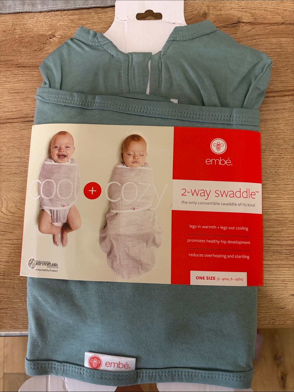Embe NWT 2-Way Swaddle - Sage Green